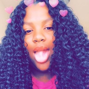 Meet your Posher, Laresha